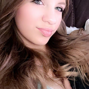 Meet your Posher, Zoey